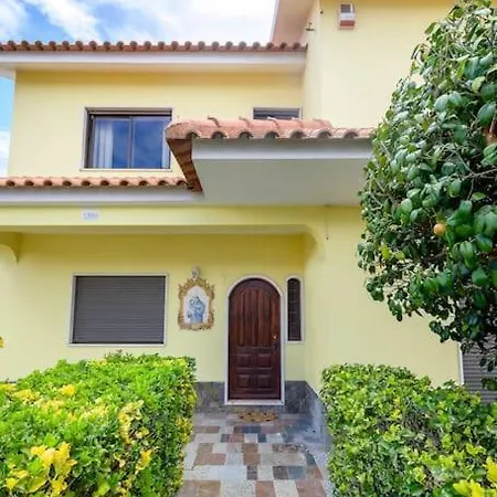 Casa Amarela