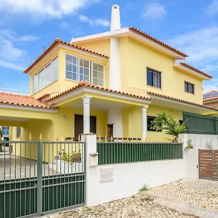 Casa Amarela Dom wakacyjny *