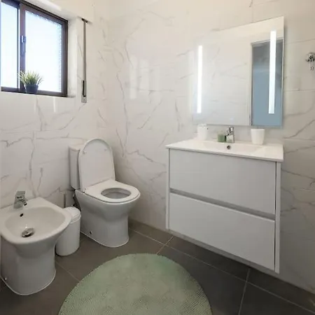 Casa Amarela Charneca (Setubal)